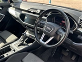 Audi Q3 Image 2