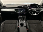 Audi Q3 Image 4