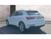 Audi Q3 Image 2