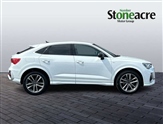 Audi Q3 Image 2