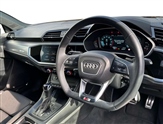 Audi Q3 Image 6