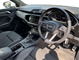 Audi Q3 Image 6