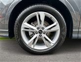 Audi Q3 Image 5