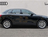 Audi Q3 Image 4