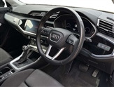 Audi Q3 Image 6