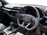 Audi Q3 Image 6