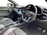 Audi Q3 Image 6