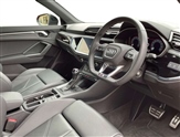 Audi Q3 Image 6