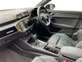 Audi Q3 Image 2