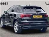 Audi Q3 Image 3