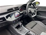 Audi Q3 Image 2
