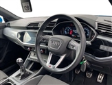 Audi Q3 Image 6