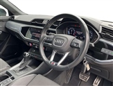 Audi Q3 Image 6
