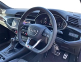 Audi Q3 Image 6
