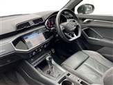 Audi Q3 Image 2