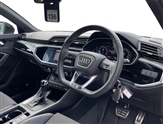 Audi Q3 Image 6