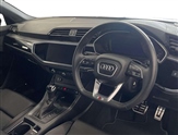 Audi Q3 Image 6
