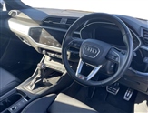 Audi Q3 Image 6