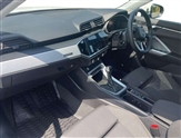 Audi Q3 Image 2