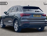 Audi Q3 Image 3
