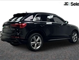 Audi Q3 Image 2