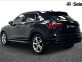 Audi Q3 Image 4