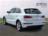 Audi Q3 Image 3