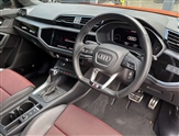 Audi Q3 Image 6