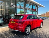 Audi Q3 Image 3