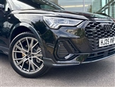 Audi Q3 Image 2