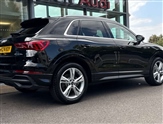 Audi Q3 Image 3