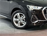 Audi Q3 Image 2