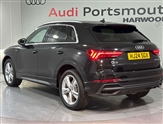 Audi Q3 Image 6