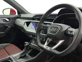 Audi Q3 Image 6