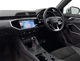 Audi Q3 Image 2