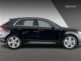 Audi Q3 Image 4