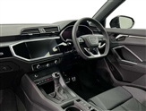 Audi Q3 Image 2
