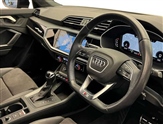 Audi Q3 Image 6