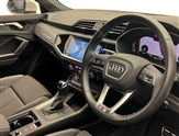 Audi Q3 Image 6