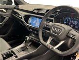 Audi Q3 Image 6
