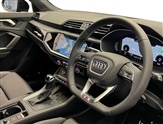 Audi Q3 Image 6