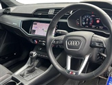 Audi Q3 Image 6