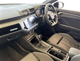 Audi Q3 Image 2
