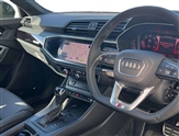 Audi Q3 Image 6