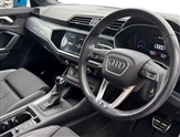 Audi Q3 Image 6