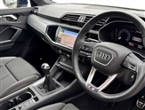 Audi Q3 Image 6