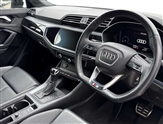 Audi Q3 Image 6