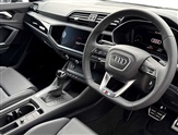 Audi Q3 Image 6