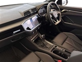 Audi Q3 Image 2