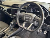 Audi Q3 Image 6